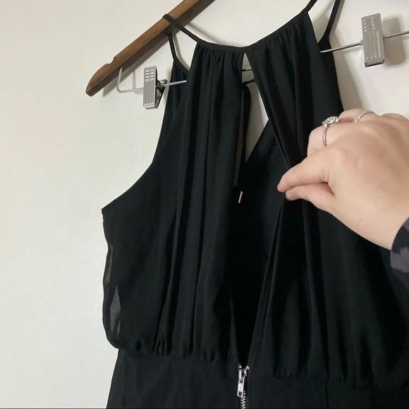 Guess Mamie Halter Dress Small Chic Minimalist Black Zipper Back Elegant New - Picture 5 of 12